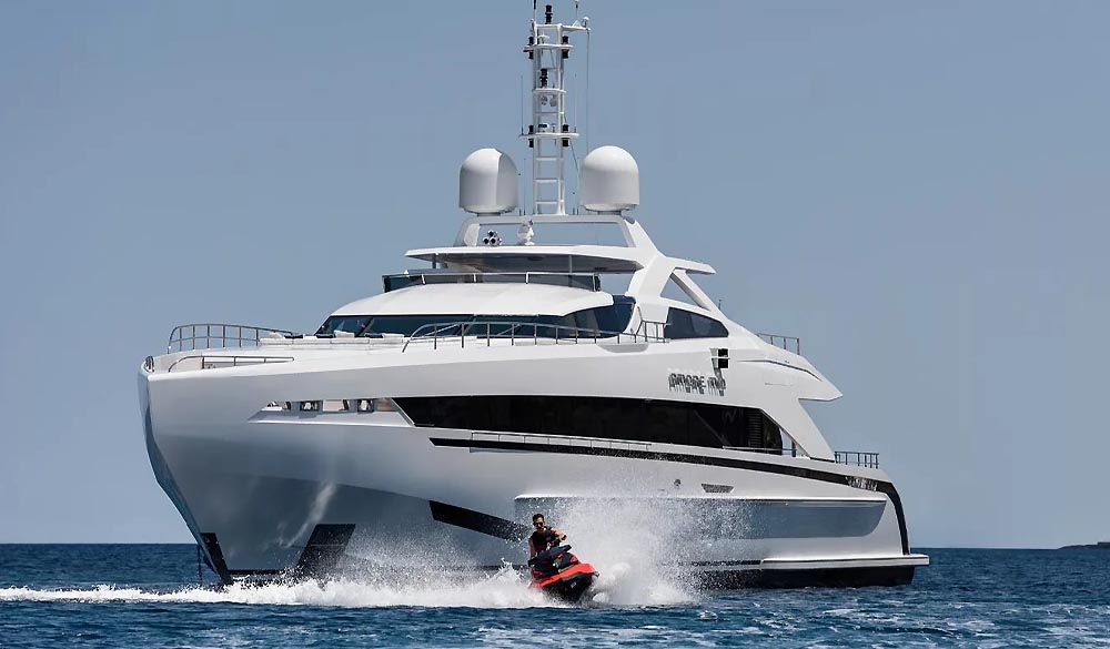Amore Mio by Heesen Yachts