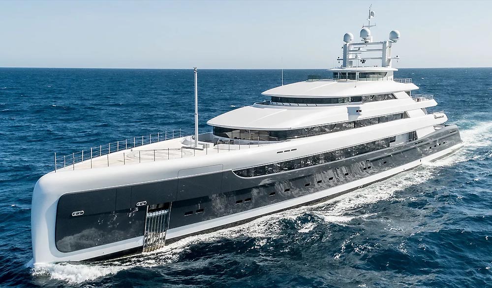 Illusion Plus mega Yacht 88.5M