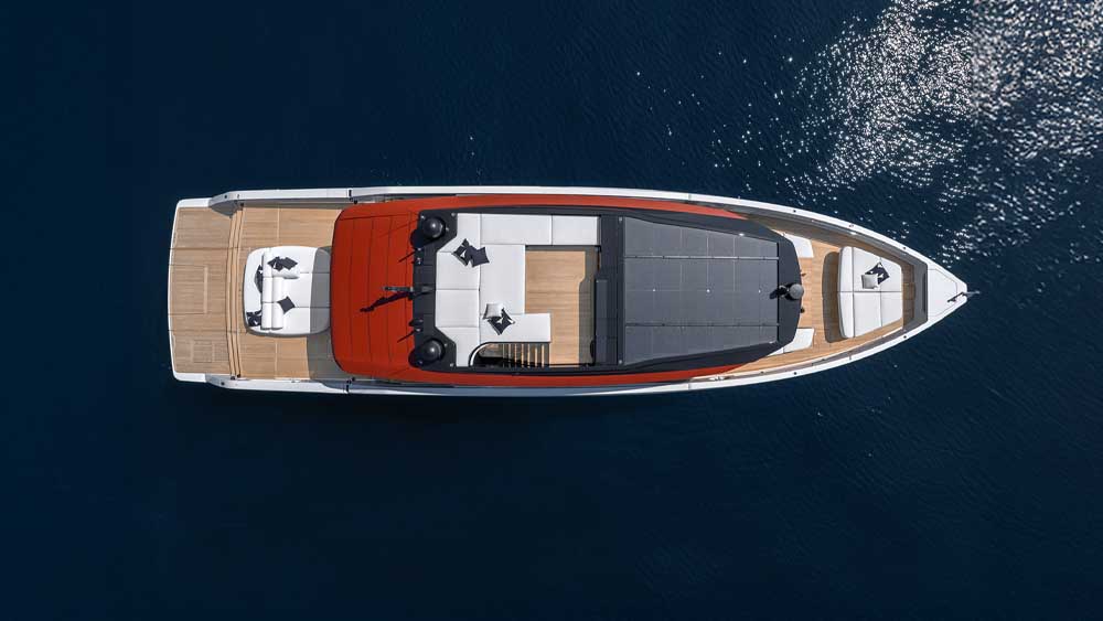 Sanlorenzo SP92 debutta in Asia-Pacifico con una nuova idea di performance
